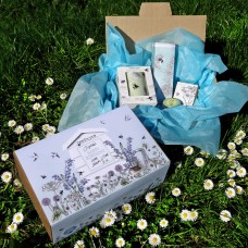 £30 Personalised  Bee Garden Gift Box