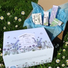 £50 Personalised Bee Garden Gift Box